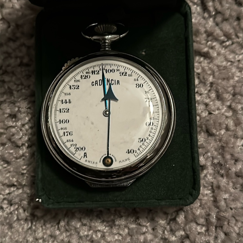 Cadencia Swiss made metronome